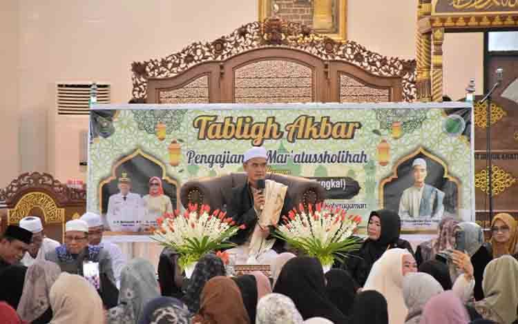 Pengurus Pengajian Al-Mar'atussholihah Gelar Tabligh Akbar