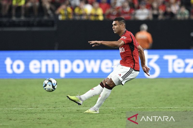 Casemiro Tertarik Gabung Milan demi Reuni dengan Luka Modric