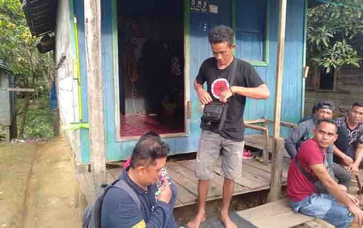 Bantuan Pasang Baru Listrik di Kalteng Dinilai Berdampak bagi Perekonomian Masyarakat