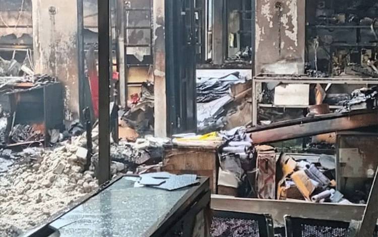 Toko Phone Cell di Palangka Raya Terbakar