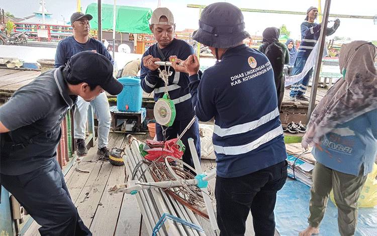 Kurangi Limbah Non Organik, DLH Kobar Terapkan Bank Sampah Bernilai Ekonomis