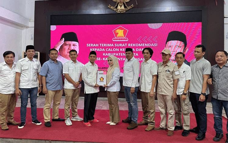 Bergabung ke Gerindra, Iswanti Darwan Ali Terima B1KWK Maju Pilkada Seruyan