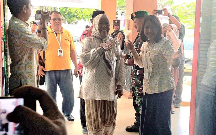 Bapaslon dari Kobar, Lamandau dan Sukamara Lakukan Pemeriksaan Kesehatan di RSUD Sultan Imanuddin Pangkalan Bun