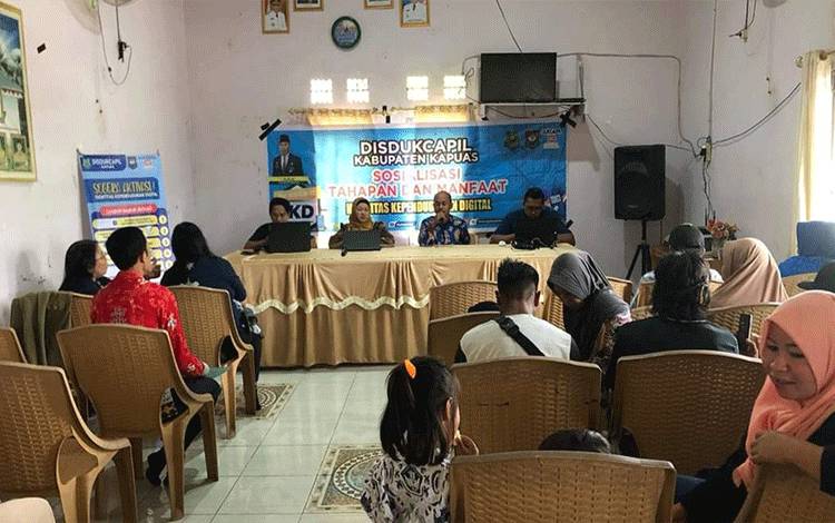 Desa Tarung Manuah Sambut Baik Layanan Jemput Bola Aktivasi IKD