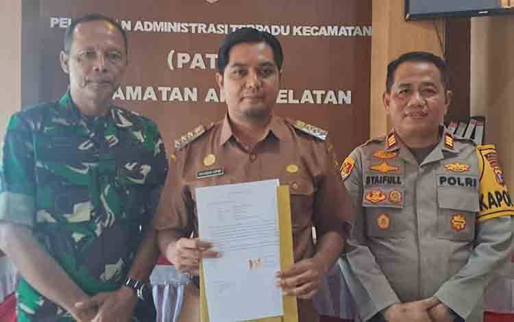 Pasca-insiden, Kecamatan Arsel Gelar Pertemuan, Kades Runtu Menyatakan Pengunduran Diri