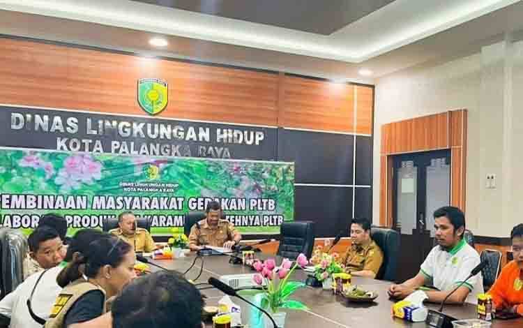 DLH Palangka Raya Bina Masyarakat Peduli Lingkungan