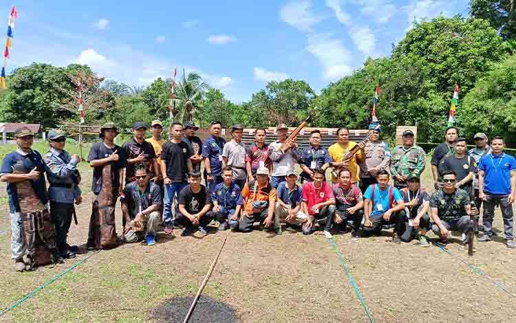 Lebih dari 100 Penembak Ikuti Kejuaraan Menembak Karang Taruna Cup I di Desa Hayaping