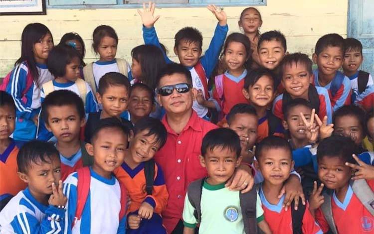 Willy Midel Yoseph Berkomitmen Bangun Generasi Lebih Maju dan Kompetitif