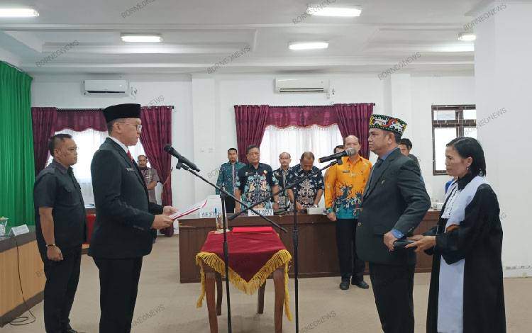 Sekda Gumas Berharap Dewas Perumdam Maruang Duhung Bekerja Penuh Tanggung Jawab