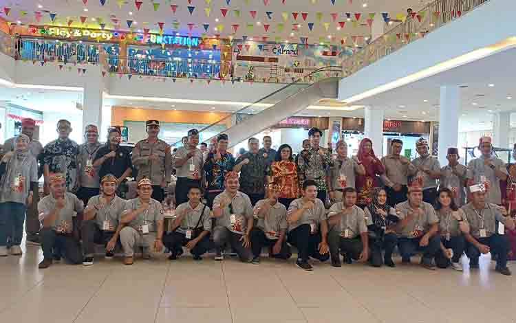 DAD Kotim Gelar Festival Tari Kreasi Dayak dan Lawang Sakepeng