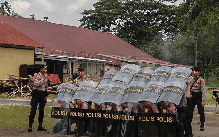 Ditsamapta Polda Kalteng Gelar Latihan Dalmas Lanjut