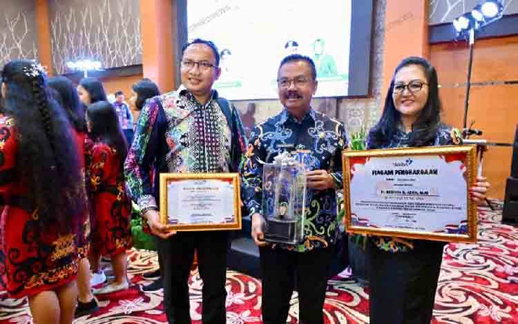 Gunung Mas Raih Penghargaan Terbaik I Pelaksanaan Intervensi Pencegahan Stunting Tingkat Kalteng
