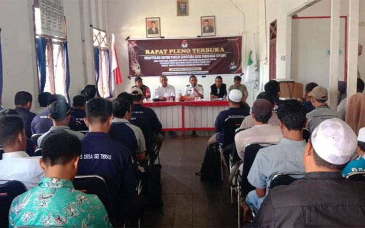 Camat Kapuas Kuala Hadiri Rapat Pleno DPSHP, Ini Pesannya