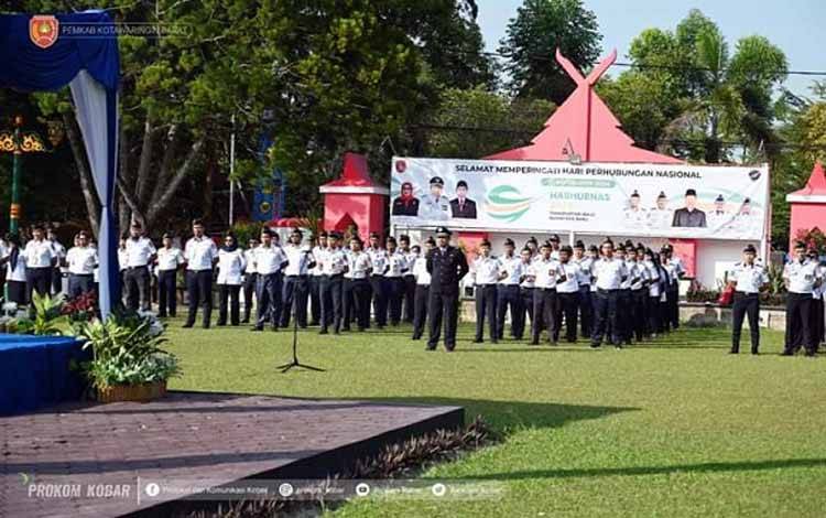 Sekda Kobar Ingatkan Peningkatan Layanan Transportasi saat Upacara Harhubnas 2024