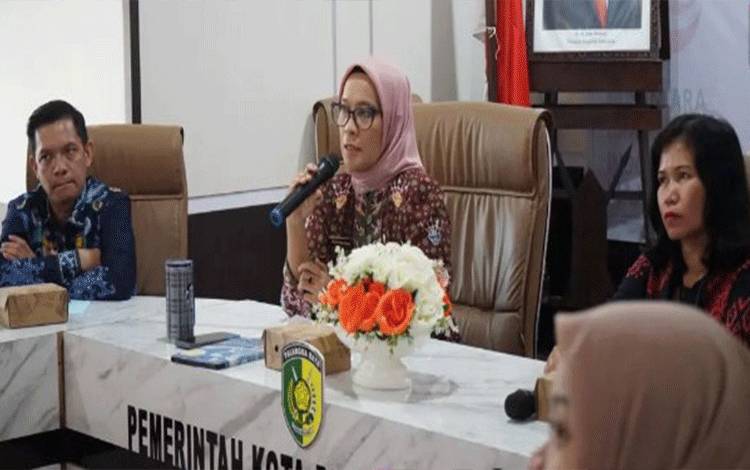 Pj Wali Kota Palangka Raya Dorong PPID Berinovasi Tingkatkan Akses Informasi Publik