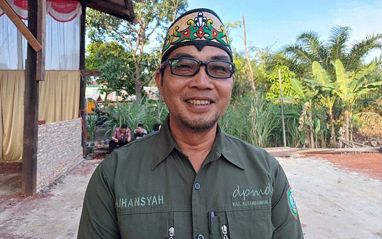 DPMD Kotim Tanggapi Aksi Damai Warga Desa Kenyala Tuntut Kades Mundur