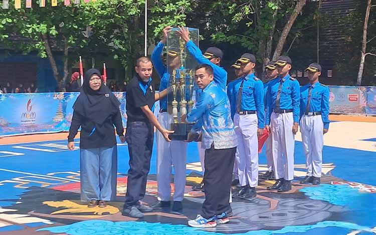 Smansa Cup ke-18 2024 Dibuka Sekaligus dan Peresmian Depo Air Minum Gratis Perumda Tirta Arut