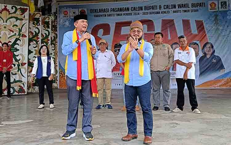 Pasangan Yamin - Adi Deklarasi di Museum Lewu Hante Pasar Panas