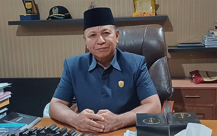 Golkar Tunjuk Rudianur Sebagai Wakil Ketua II DPRD Kotim