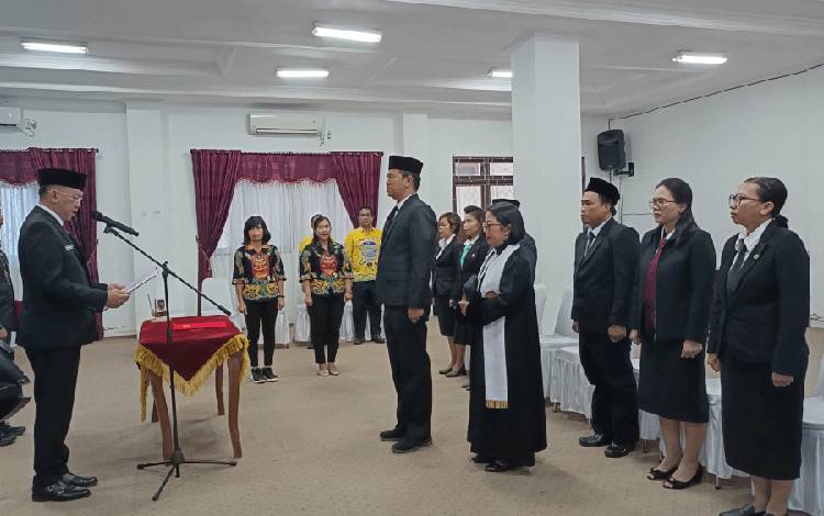 Sekda Gumas: Pejabat Fungsional Baru Dilantik Diharapkan Bisa Bersama-Sama Bangun Daerah