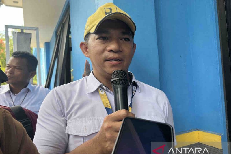 Staf Wilayah II Balai Prasarana Permukiman Wilayah (BPPW) Kepulauan Bangka Belitung Wotto Iskandar menjelaskan Sistem usulan anggaran Inpres Nomor 1 Tahun 2024 tentang Percepatan Penyediaan Air Minum dan Layanan Pengelolaan Air Limbah Domestik sebesar Rp6 miliar di Kabupaten Belitung, Bangka Belitung. ANTARA/Harianto