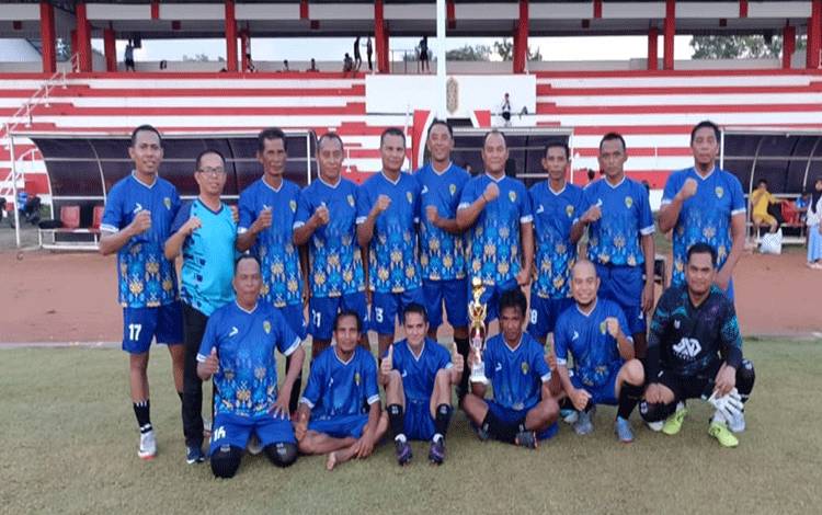Persebun U-40 Dominasi Trofeo Sepakbola di Stadion 29 November Sampit
