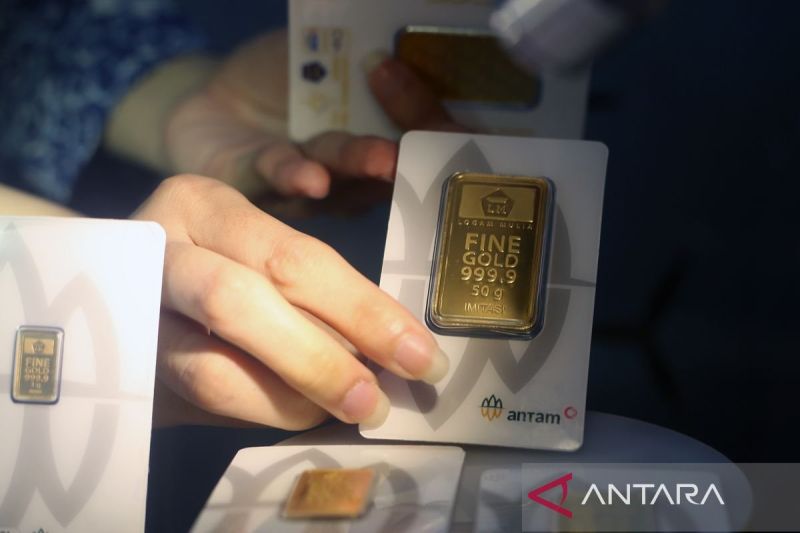 Emas Antam pada 5 Mei Naik Tipis Rp3.000 Menjadi Rp1,905 Juta Per Gram