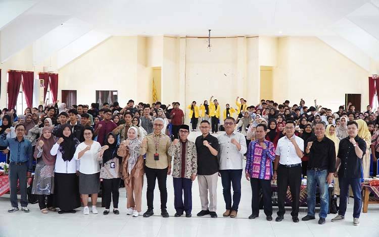 OJK Kalteng dan Bursa Efek Indonesia Gelar Seminar Pasar Modal