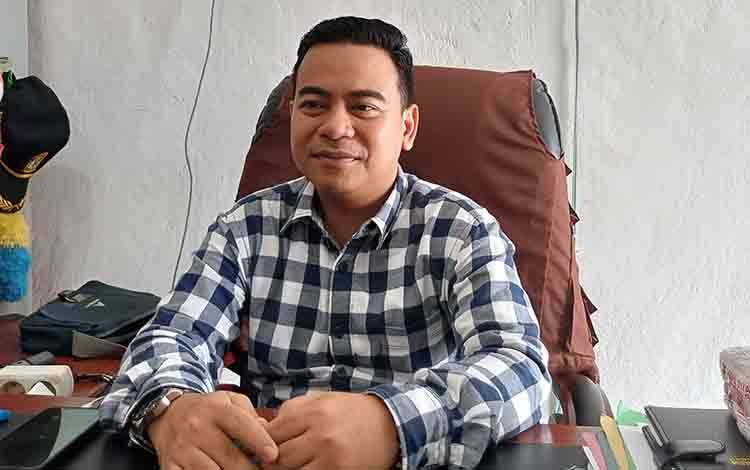 KPU Kotim: Pemasangan APK Harus Patuhi Aturan, Dilarang di Median Jalan dan Pohon