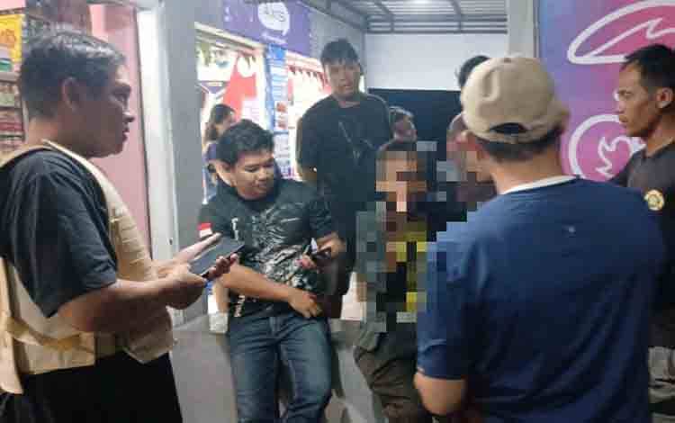 ODGJ Berkeliaran di Jalan Bukit Raya Dievakuasi ke RSJ Kalawa Atei