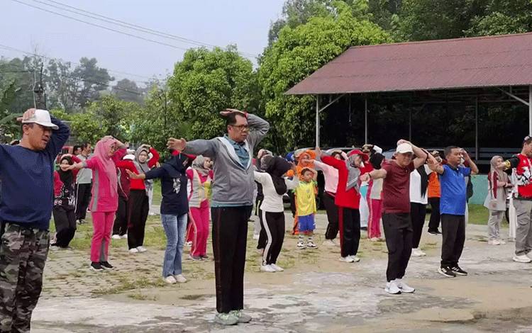 Masyarakat Kapuas Timur Diajak Terapkan Gaya Hidup Sehat Melalui Olahraga