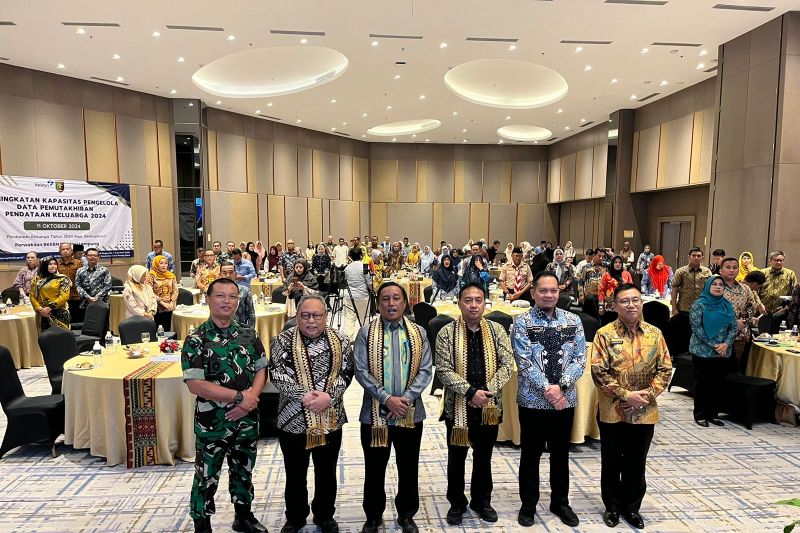 Aplikasi Tali Kencana BKKBN Mencatat Kebutuhan KB di Lampung