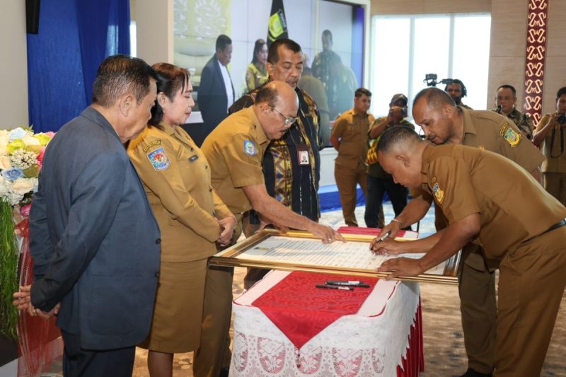 Pemprov Papua Teken Pakta Integritas untuk Cegah Korupsi APBD 2024