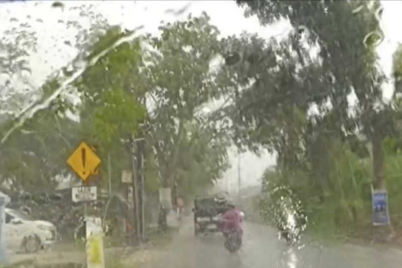 BPBD Riau Siaga Musim Hujan, Warga Diimbau Waspada Banjir
