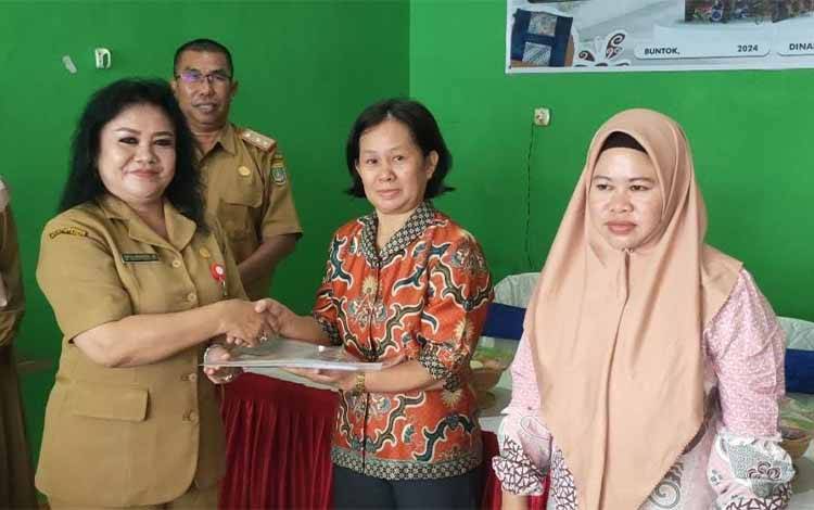 Pemkab Barito Selatan Gelar Pelatihan Pembuatan Tas Berbahan Dasar Kain