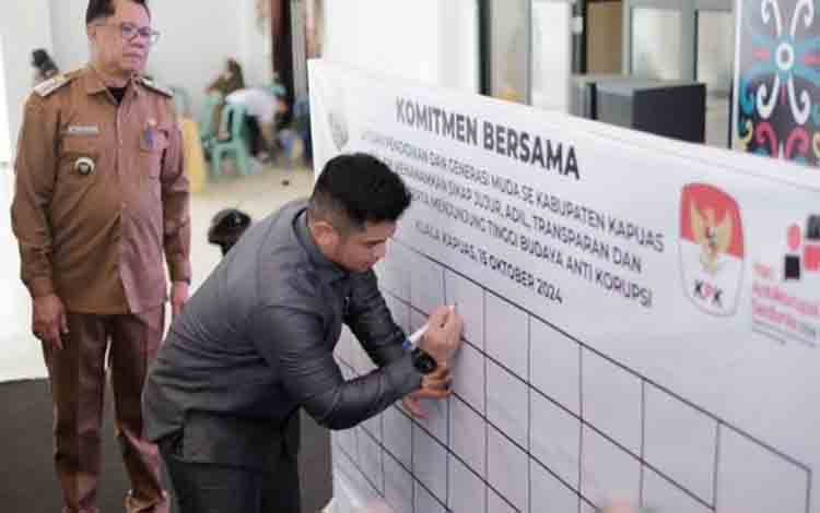 Legislator Kapuas Ini Hadiri Pertemuan Akbar Anti Korupsi