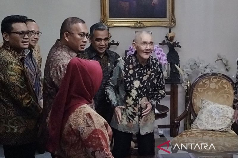 Muzani Terima Pesan Try Sutrisno, Jaga Dasar Negara Kuat