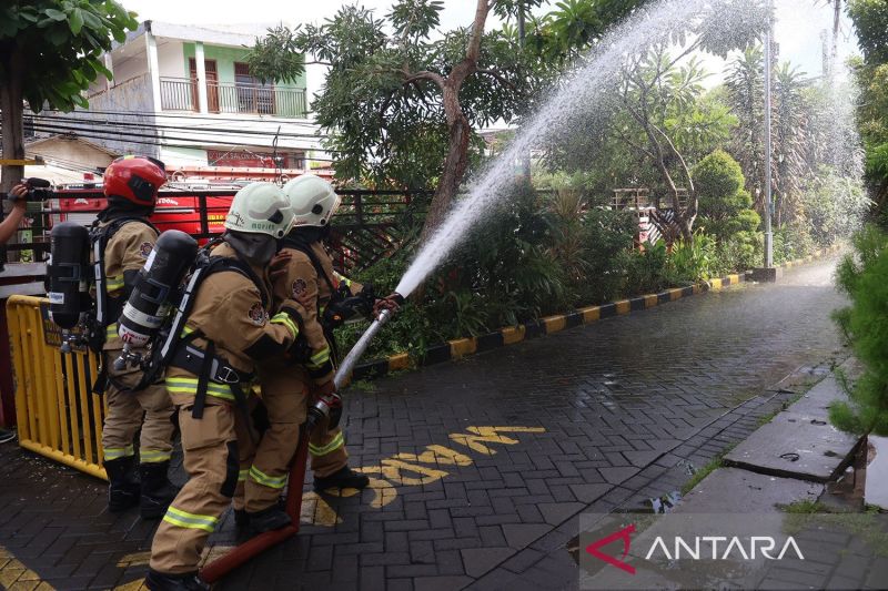 Pemerintah Kota Surabaya Tangani 321 Kasus Kebakaran Tahun Ini