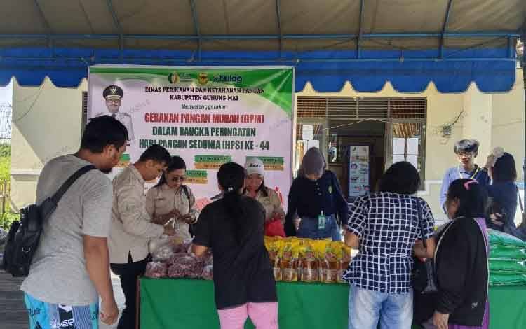DPKP Gunung Mas Memperingati Hari Pangan Sedunia dengan Menggelar Gerakan Pangan Murah