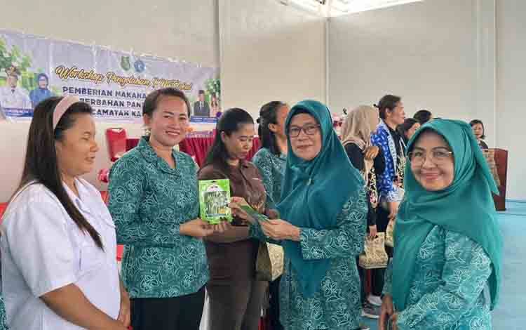 TP PKK Dorong Pemanfaatan Bahan Pangan Lokal Lewat Workshop di Kapuas Tengah