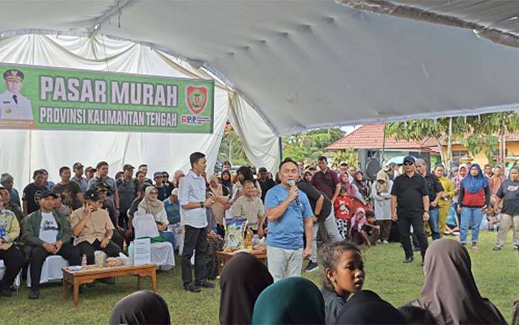 Gubernur Kalteng Resmikan Pasar Murah Serentak, Ribuan Warga Pangkalan Banteng Sambut Antusias