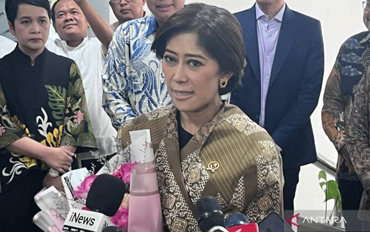 Meutya Hafid Fokus Ruang Digital Aman Hingga Pemerataan Internet