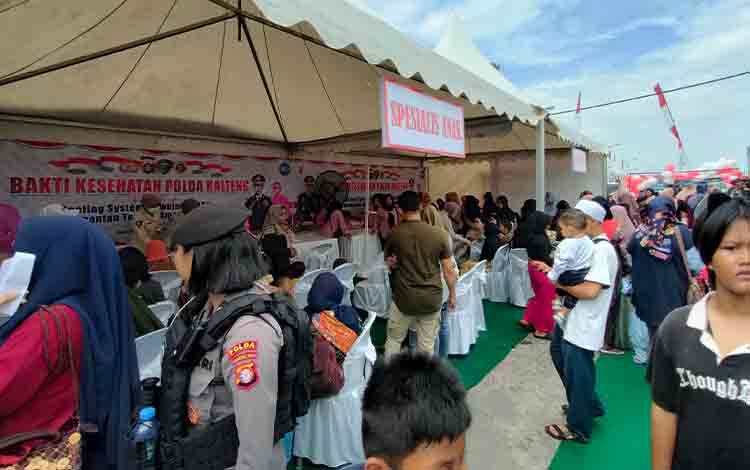 Polda Kalteng Gelar Bakti Kesehatan Cooling System"untuk Tingkatkan Kesehatan Masyarakat