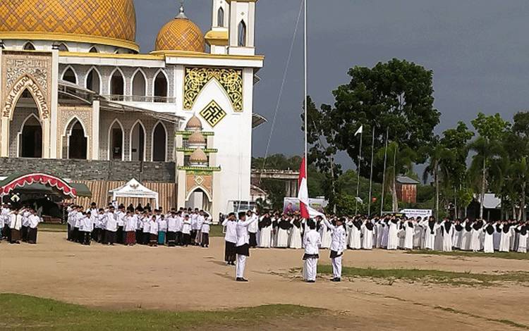 Pemkab Sukamara Gelar Upacara Peringati Hari Santri Nasional