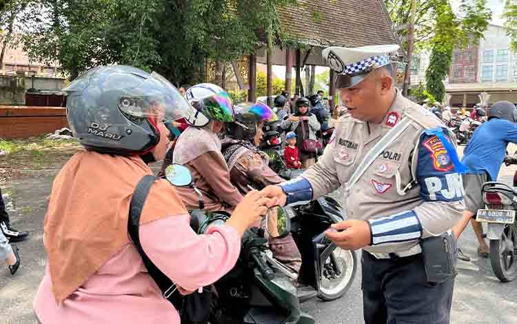Razia Gabungan Ops Zebra Telabang 2024 di Palangka Raya, 50 Pelanggar Lalu Lintas Ditindak Tegas
