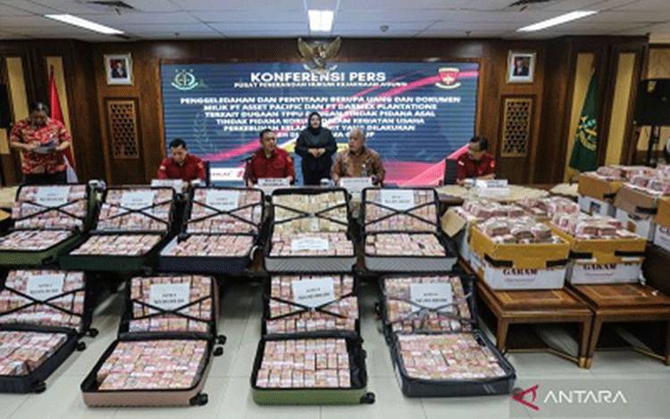 Kejagung Periksa Tiga Sakis Kasus TPPU dan Korupsi PT Duta Palma Group