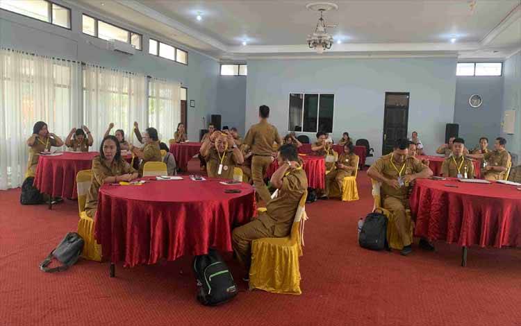 Gubernur Kalteng Dorong Pertumbuhan Sektor Perikanan Melalui Pelatihan Kepada ASN
