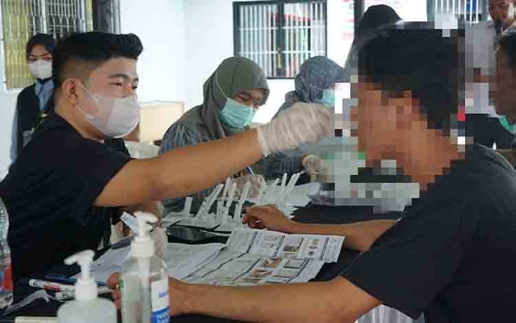 Rutan Palangka Raya Gelar Skrining PMS dan TBC Jaga Kesehatan Warga Binaan