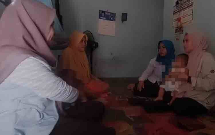 Lurah Kalampangan Dampingi Updater SSGI, Pastikan Pertumbuhan Gizi Balita Terpantau