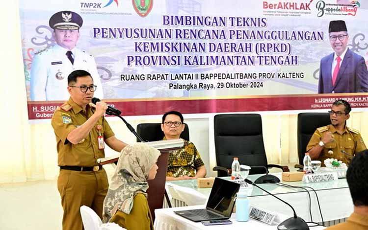 Kepala Bappedalitbang Kalteng Buka Bimtek Penyusunan Rencana Penanggulangan Kemiskinan Daerah